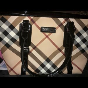 Burberry tote